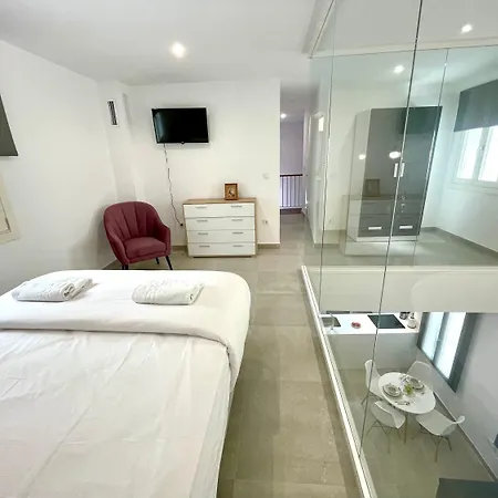 Gatu Amaya Duplex Nuevo, Prefente Mayores De 25 Anos Y Familias