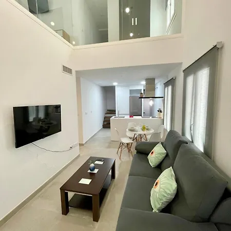 Apartment Gatu Amaya Duplex Nuevo, Prefente Mayores De 25 Anos Y Familias *
