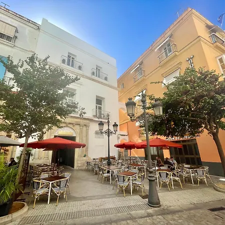 Gatu Amaya Duplex Nuevo, Prefente Mayores De 25 Anos Y Familias *